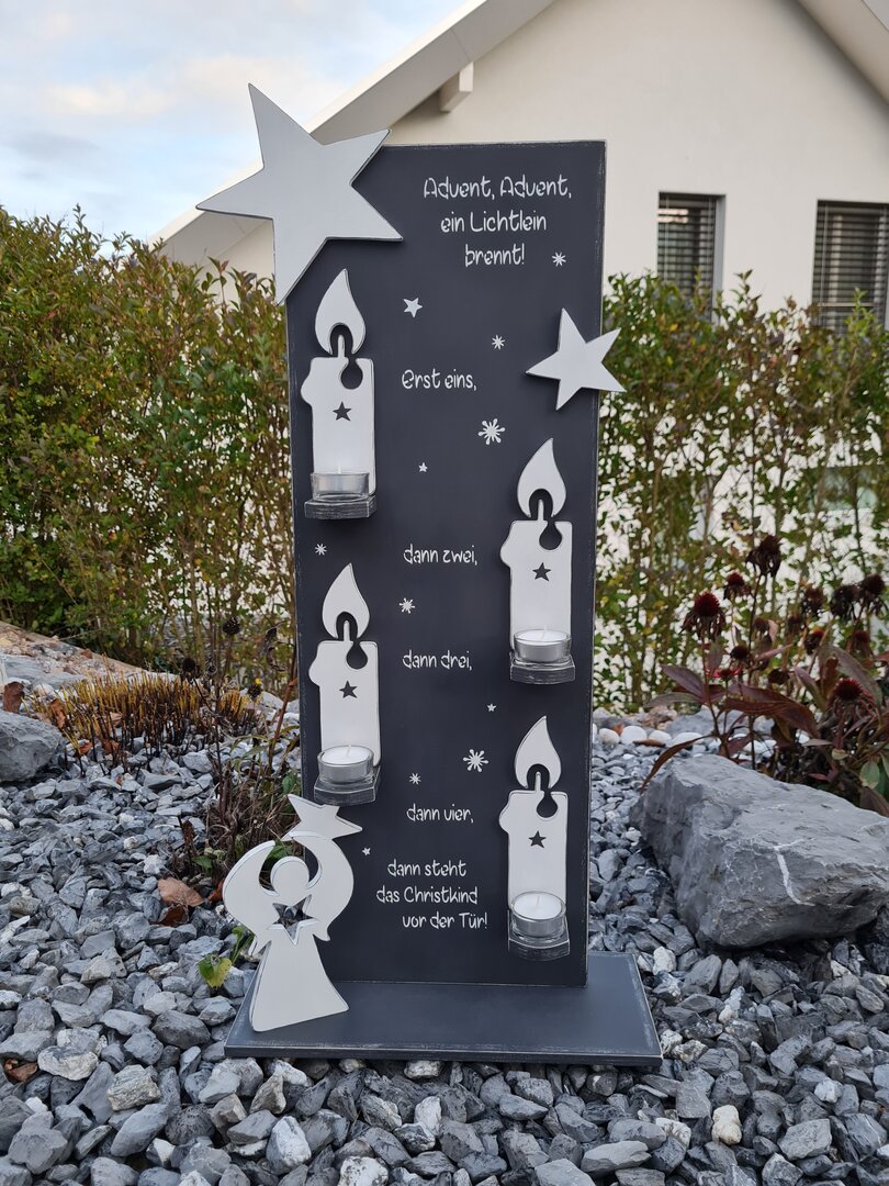 Adventslicht mit vier Teelichtern
